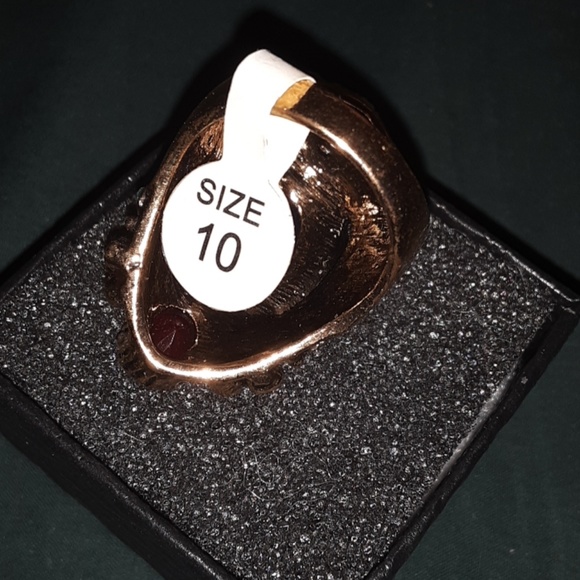 Ring - Picture 4 of 4